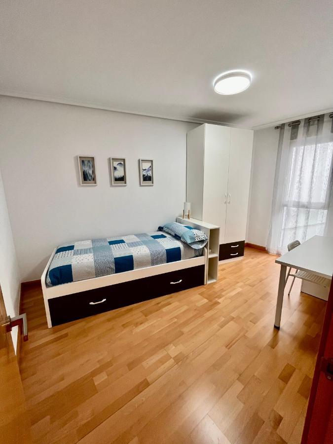 Atuaire Home La Catedral En El Salon Parking Incluido Burgos Exterior foto